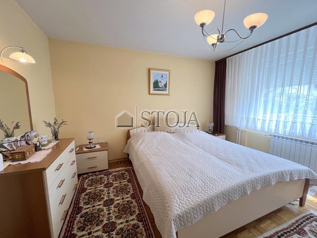 Prodaja, Hiša, Samostojna, Ljubljana mesto, Bežigrad, Črnuče, 271 m2 — photo 3 of 16