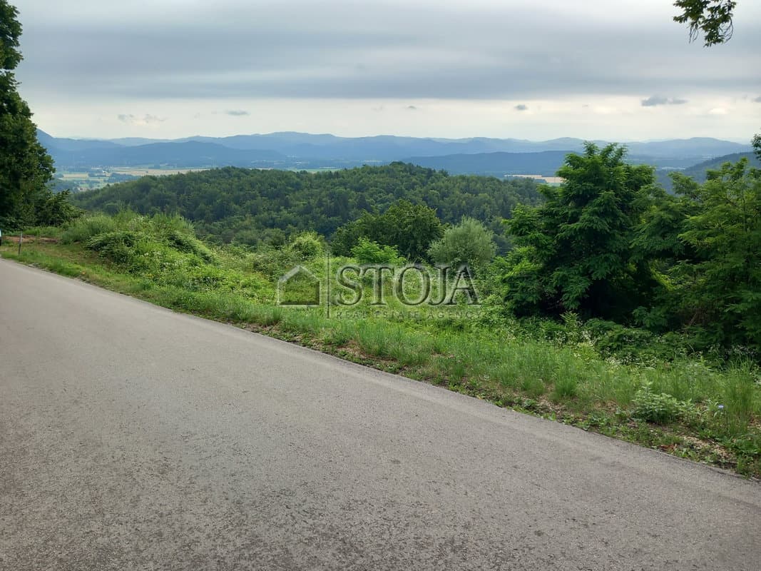 Prodaja, Parcela, Zazidljiva, Ljubljana okolica, Mengeš, Dobeno, 2531 m2 — photo 2 of 7