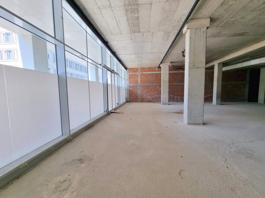 Oddaja, Poslovni prostor, Ordinacija, Ljubljana mesto, Center, Center, 250 m2 — photo 1 of 3