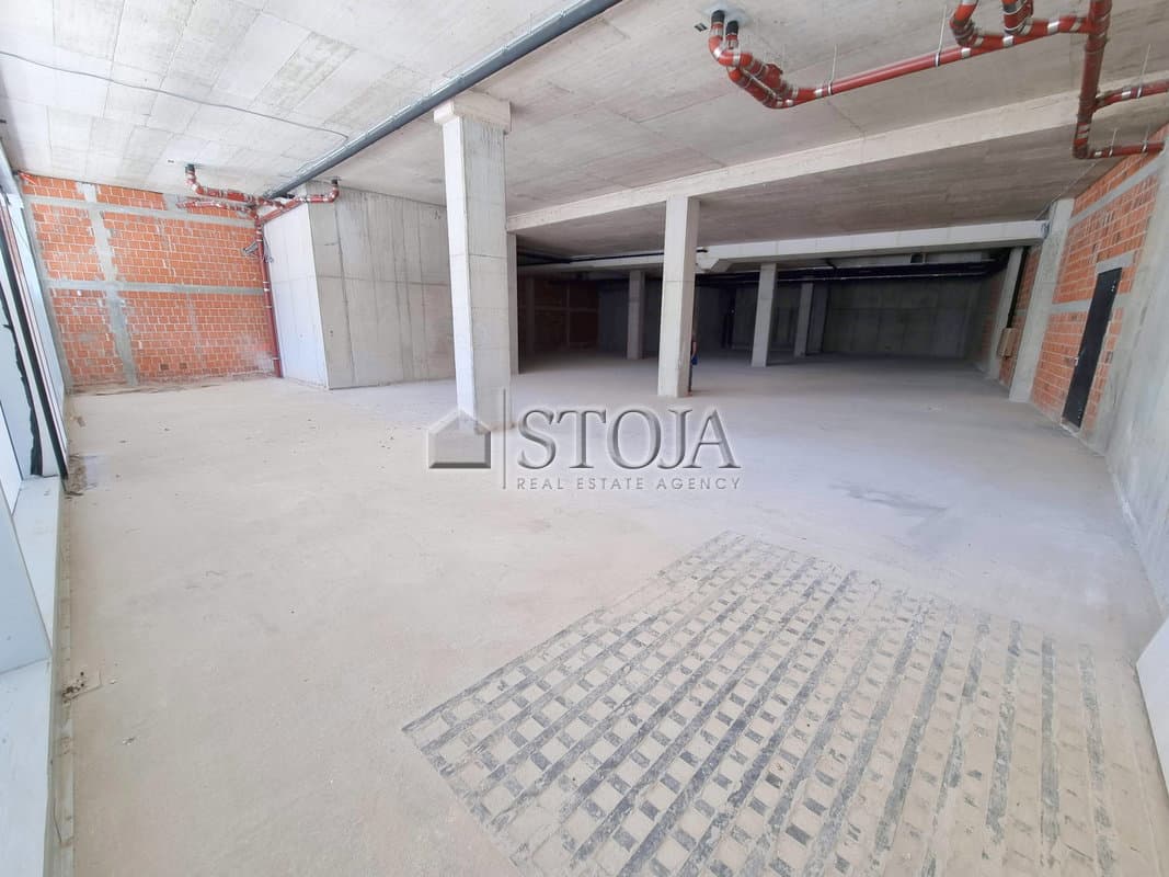 Oddaja, Poslovni prostor, Ordinacija, Ljubljana mesto, Center, Center, 250 m2 — photo 2 of 3