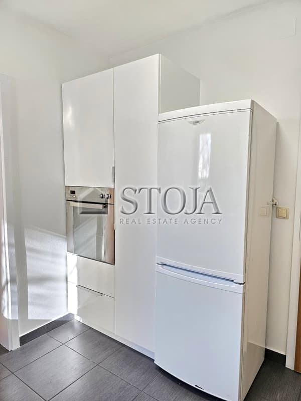 Oddaja, Hiša, Samostojna, Ljubljana mesto, Vič-Rudnik, Trnovo, 275 m2 — photo 6 of 17