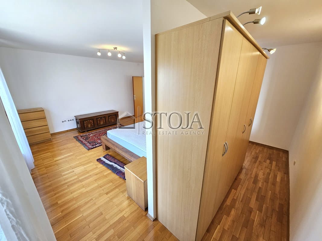 Oddaja, Hiša, Samostojna, Ljubljana mesto, Vič-Rudnik, Trnovo, 275 m2 — photo 10 of 17