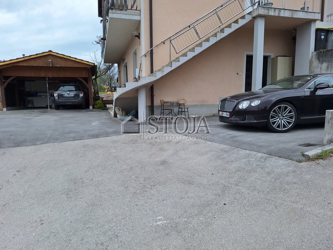 Hiša s tremi stanovanji v bližini Ljubljane! — photo 7 of 22