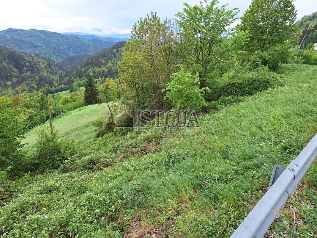 Prodaja, Parcela, Zazidljiva, Ljubljana okolica, Dol pri Ljubljani, Križevska Vas, 1031 m2 — photo 2 of 16