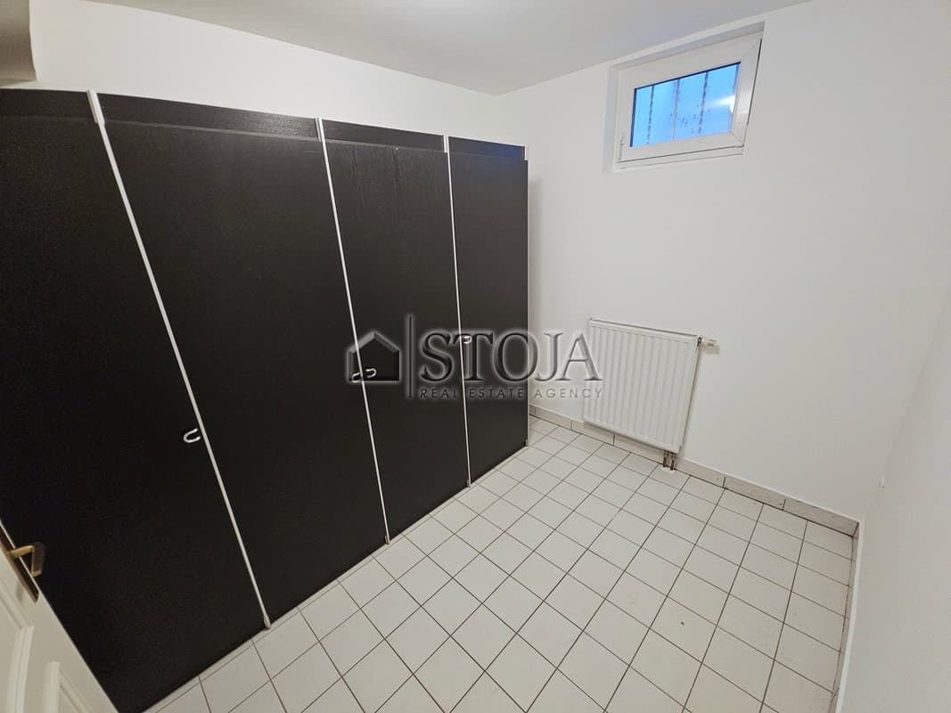 Oddaja, Hiša, Samostojna, Ljubljana mesto, Šiška, Brod, 464.2 m2 — photo 15 of 17