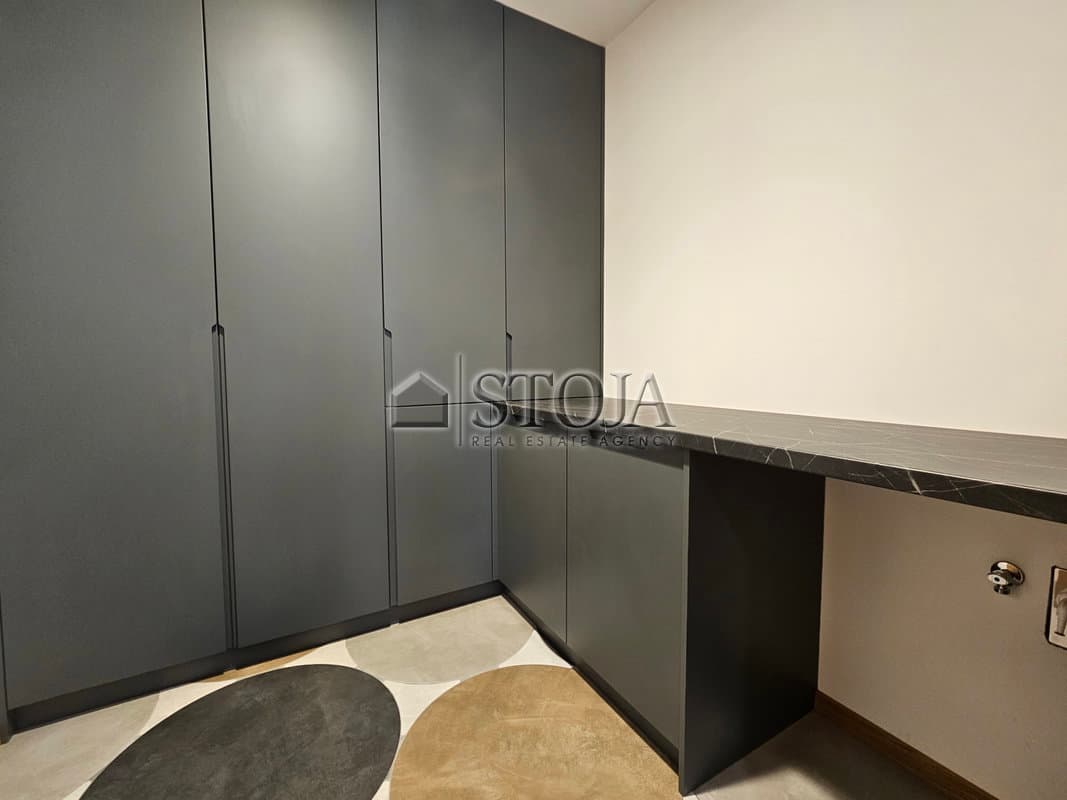 Oddaja, Stanovanje, 4-sobno, Ljubljana mesto, Vič-Rudnik, Vič, 252.6 m2 — photo 15 of 18
