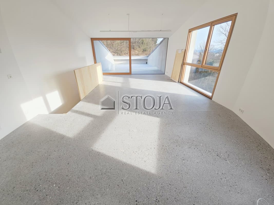 Oddaja, Stanovanje, 4-sobno, Ljubljana mesto, Vič-Rudnik, Rožna dolina, 158.7 m2 — photo 2 of 12