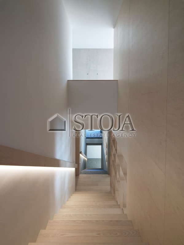 Prodaja, Hiša, Samostojna, Ljubljana mesto, Vič-Rudnik, Rožna dolina, 433.5 m2 — photo 8 of 14