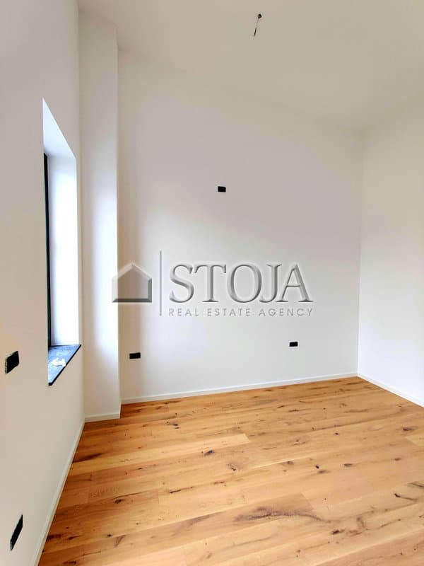 Oddaja, Hiša, Dvojček, Ljubljana mesto, Vič-Rudnik, Vrhovci, 165 m2 — photo 8 of 12