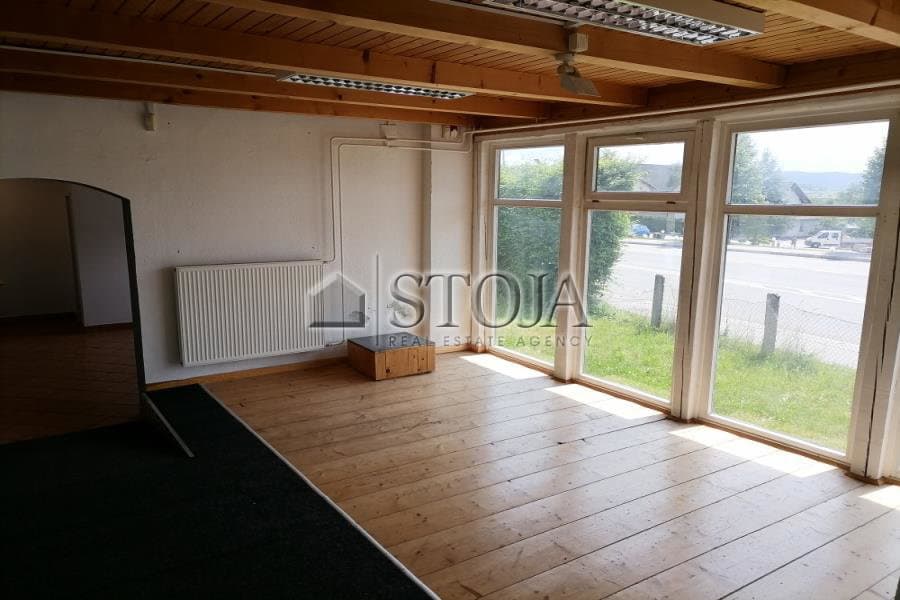 Oddaja, Poslovni prostor, Prostor za storitve, Ljubljana okolica, Grosuplje, Grosuplje, 100 m2 — photo 4 of 10