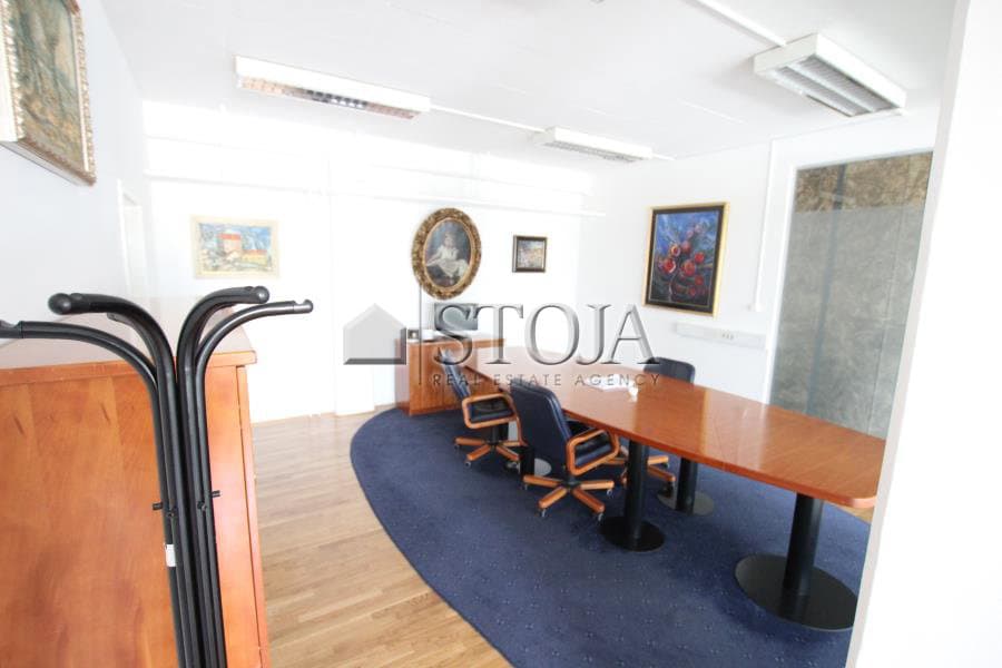 Oddaja, Poslovni prostor, Pisarna, Ljubljana mesto, Šiška, Sp. Šiška, 240 m2 — photo 2 of 15