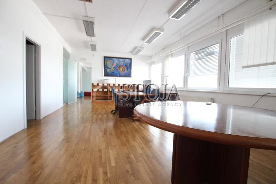 Oddaja, Poslovni prostor, Pisarna, Ljubljana mesto, Šiška, Sp. Šiška, 240 m2 — photo 13 of 15