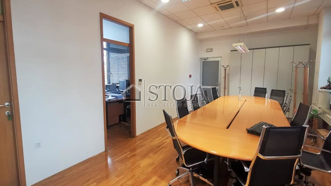 Oddaja, Poslovni prostor, Pisarna, Ljubljana mesto, Center, Center, 210 m2 — photo 4 of 11