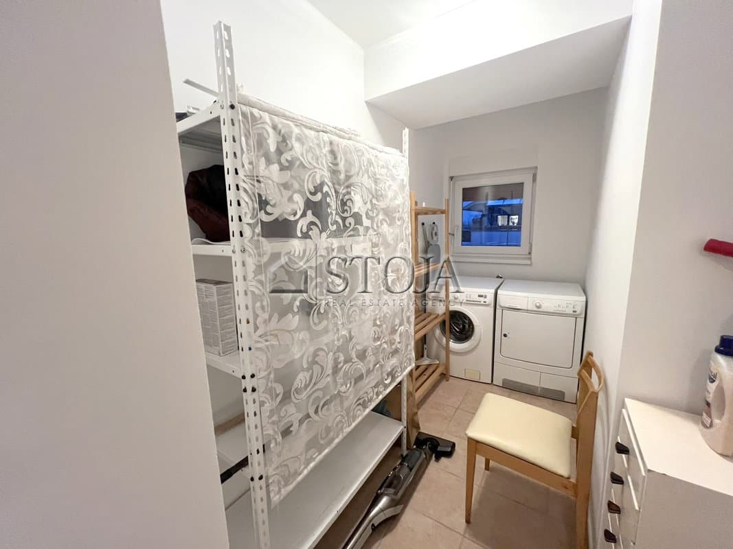 Oddaja, Stanovanje, 5+ več sobno, Ljubljana mesto, Moste-Polje, Zelena jama, 231.4 m2 — photo 11 of 14