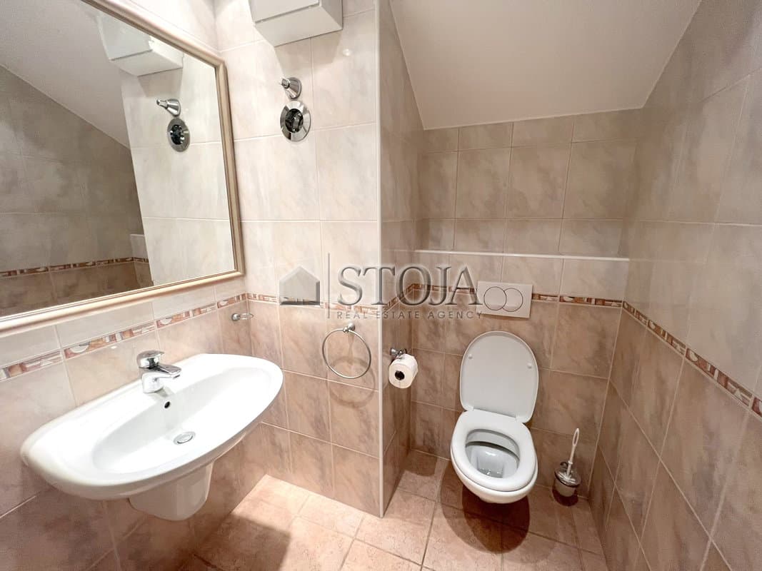 Oddaja, Stanovanje, 5+ več sobno, Ljubljana mesto, Moste-Polje, Zelena jama, 231.4 m2 — photo 9 of 14