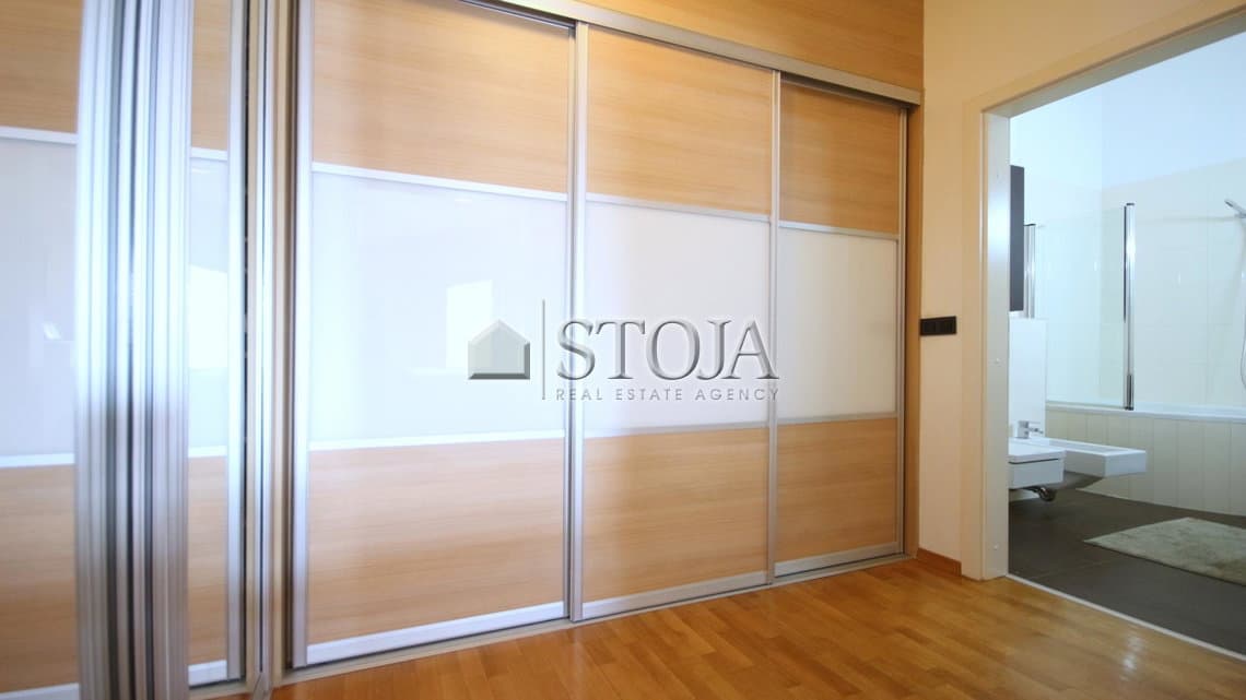 Oddaja, Stanovanje, 5+ več sobno, Ljubljana mesto, Šiška, Brod, 147.7 m2 — photo 12 of 20