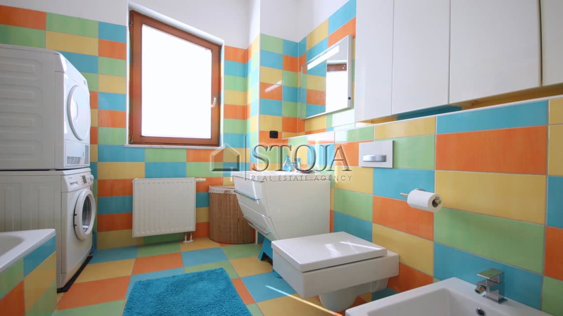 Oddaja, Stanovanje, 5+ več sobno, Ljubljana mesto, Šiška, Brod, 147.7 m2 — photo 18 of 20