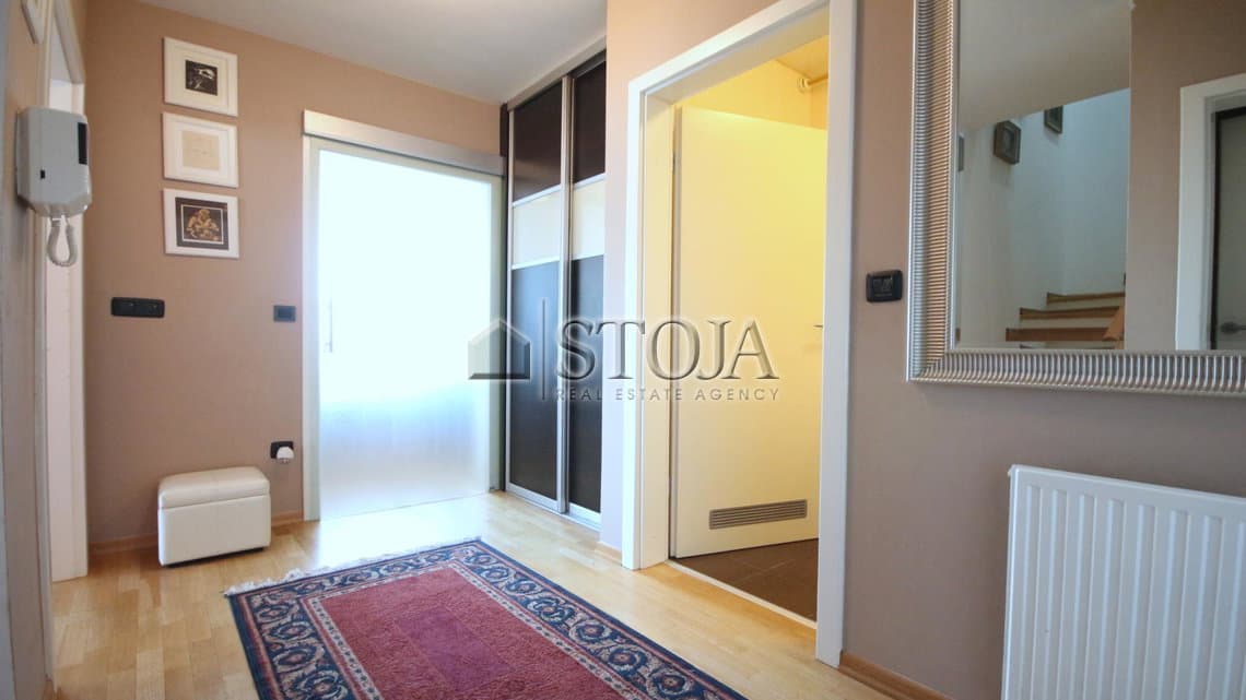 Oddaja, Stanovanje, 5+ več sobno, Ljubljana mesto, Šiška, Brod, 147.7 m2 — photo 8 of 20