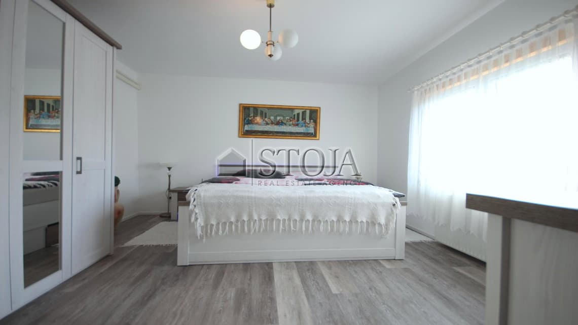 Prodaja, Hiša, Samostojna, Ljubljana okolica, Škofljica, Škofljica, 275 m2 — photo 5 of 48