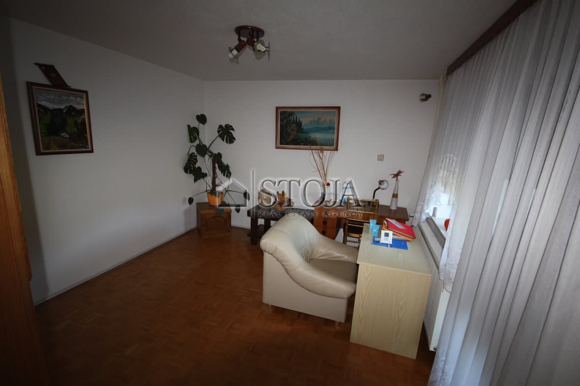 Prodaja, Hiša, Samostojna, Ljubljana okolica, Ig, Visoko, 265 m2 — photo 3 of 20