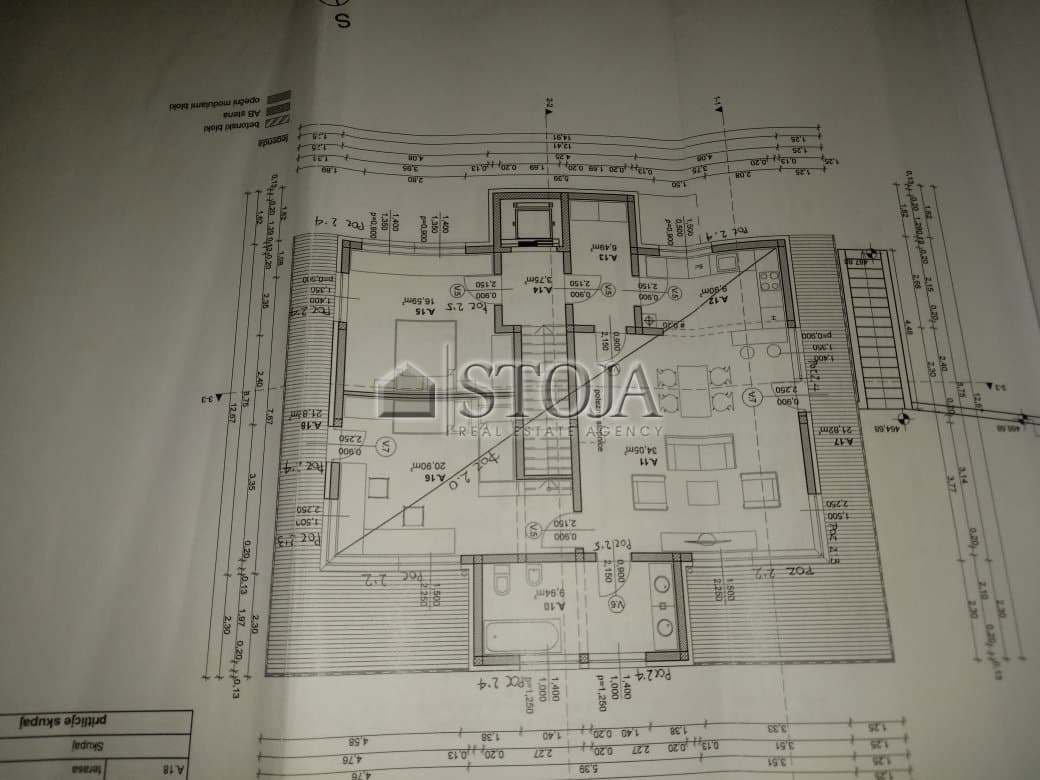 ODLIČNA HIŠA V TRETJI PODALJŠANI FAZI! — photo 3 of 13