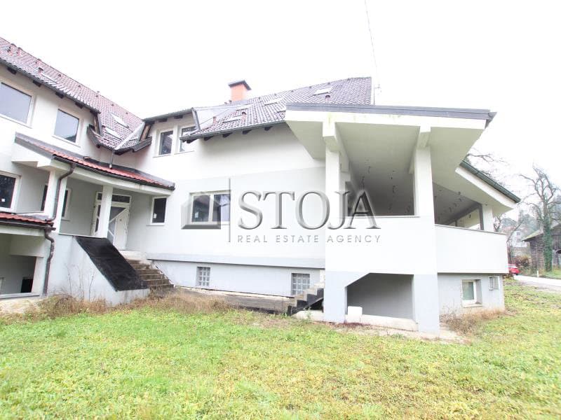 Prodaja, Hiša, Samostojna, Ljubljana okolica, Borovnica, 1200 m2 — photo 11 of 20