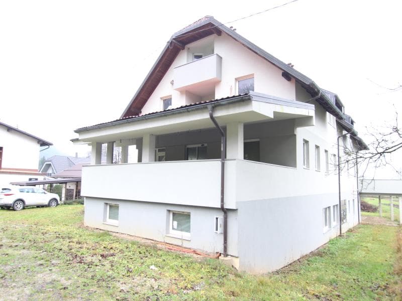 Prodaja, Poslovni prostor, Poslovni kompleks, Ljubljana okolica, Borovnica, 1200 m2 — photo 1 of 20