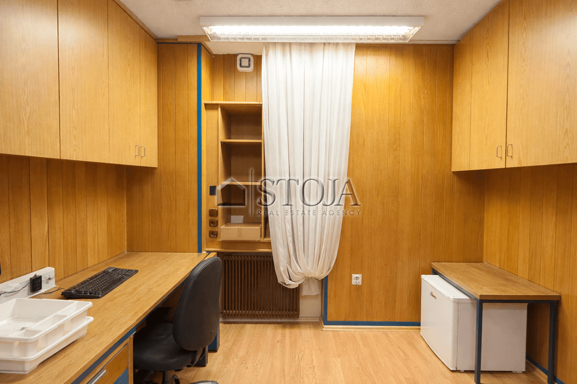 Prodaja, Poslovni prostor, Prostor za storitve, Ljubljana okolica, Borovnica, Borovnica, 505.2 m2 — photo 6 of 14
