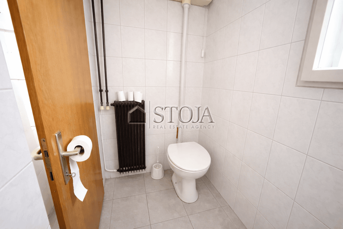 Prodaja, Poslovni prostor, Prostor za storitve, Ljubljana okolica, Borovnica, Borovnica, 505.2 m2 — photo 10 of 14