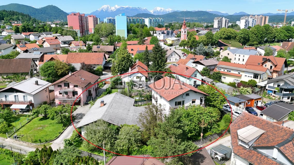 Prodaja, Hiša, Samostojna, Ljubljana mesto, Šiška, Dravlje, 400 m2 — photo 1 of 40