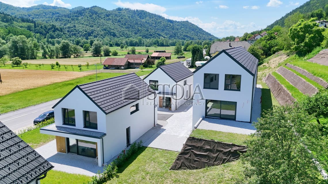 Prodaja, Hiša, Dvojček, Ljubljana okolica, Dol pri Ljubljani, Senožeti, 175.71 m2 — photo 20 of 21