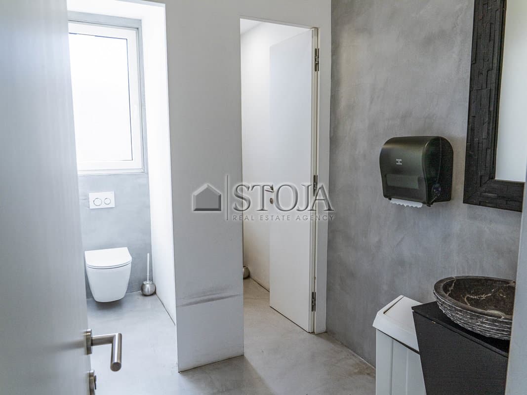 Oddaja, Poslovni prostor, Pisarna, Ljubljana mesto, Moste-Polje, 395 m2 — photo 17 of 18