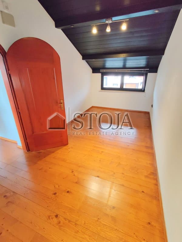 Oddaja, Hiša, Vrstna, Ljubljana okolica, Domžale, Vir, 299 m2 — photo 6 of 15