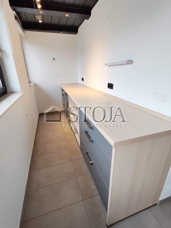 Oddaja, Hiša, Vrstna, Ljubljana okolica, Domžale, Vir, 299 m2 — photo 5 of 15