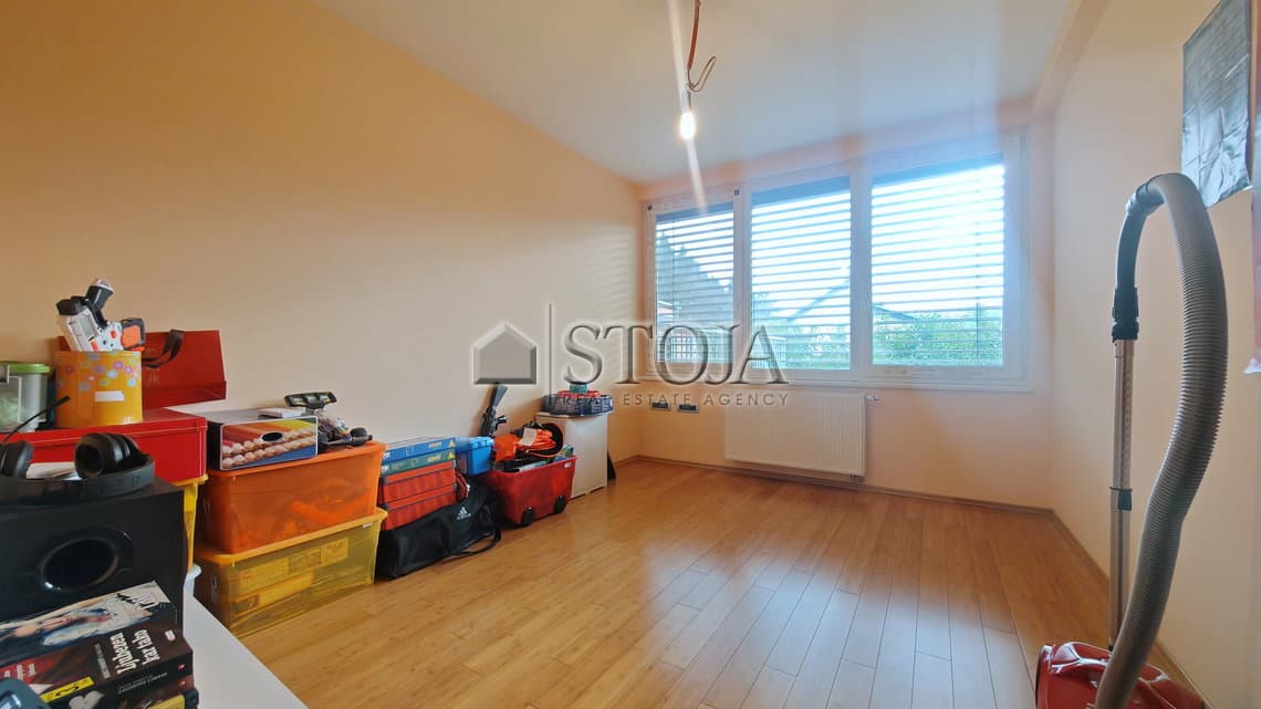 Prodaja, Hiša, Dvojček, Ljubljana mesto, Moste-Polje, Bizovik, 250 m2 — photo 14 of 23