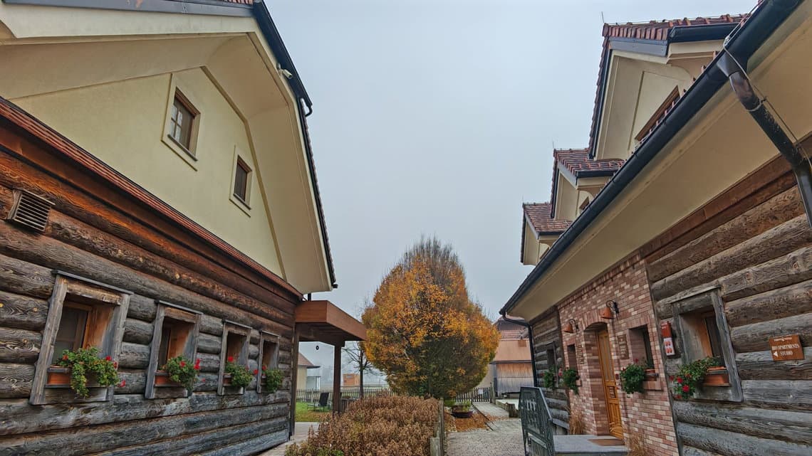 Oddaja, Stanovanje, 2-sobno, Ljubljana mesto, Vič-Rudnik, Črna vas, 50 m2 — photo 1 of 8