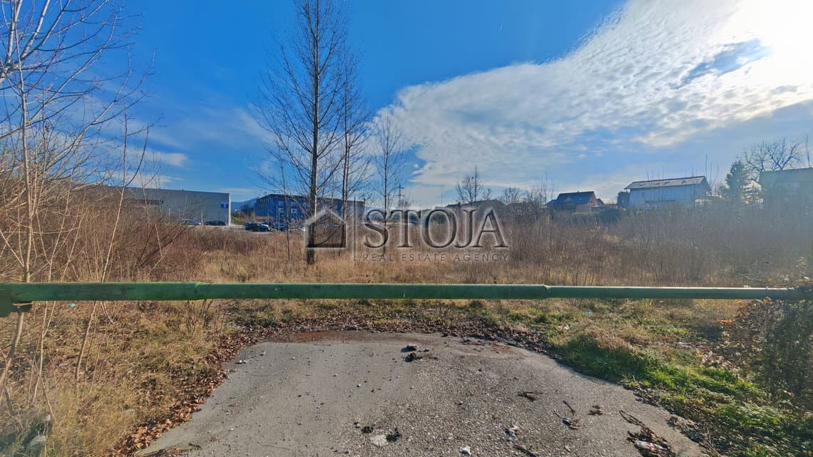 Prodaja, Parcela, Zazidljiva, Ljubljana mesto, Moste-Polje, Sostro, 2809 m2 — photo 2 of 7