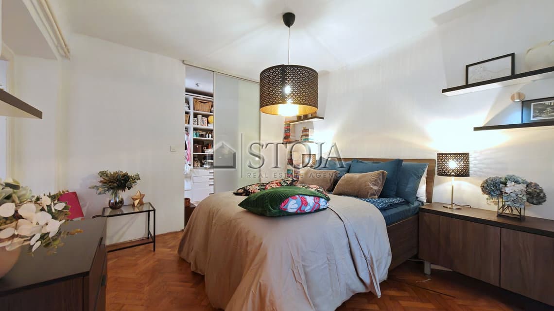 Prodaja, Stanovanje, 5+ več sobno, Ljubljana mesto, Center, Stara Ljubljana, 165 m2 — photo 10 of 26