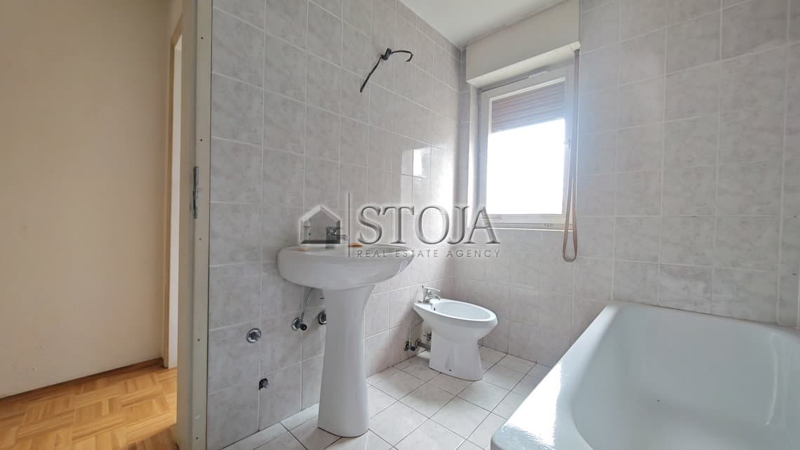 Prodaja, Hiša, Samostojna, Ljubljana mesto, Šiška, Dravlje, 400 m2 — photo 22 of 40