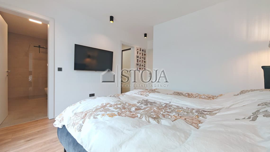 Prodaja, Hiša, Samostojna, Ljubljana okolica, Dol pri Ljubljani, Dol pri Ljubljani, 227.6 m2 — photo 17 of 23