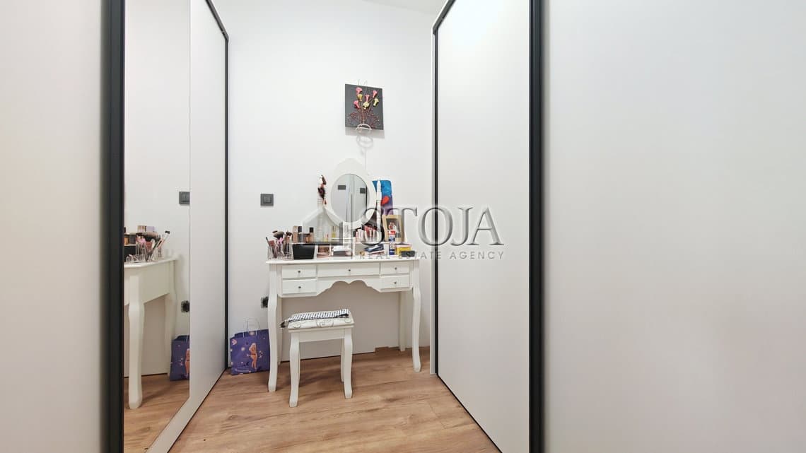 Prodaja, Hiša, Samostojna, Ljubljana okolica, Dol pri Ljubljani, Dol pri Ljubljani, 227.6 m2 — photo 20 of 23