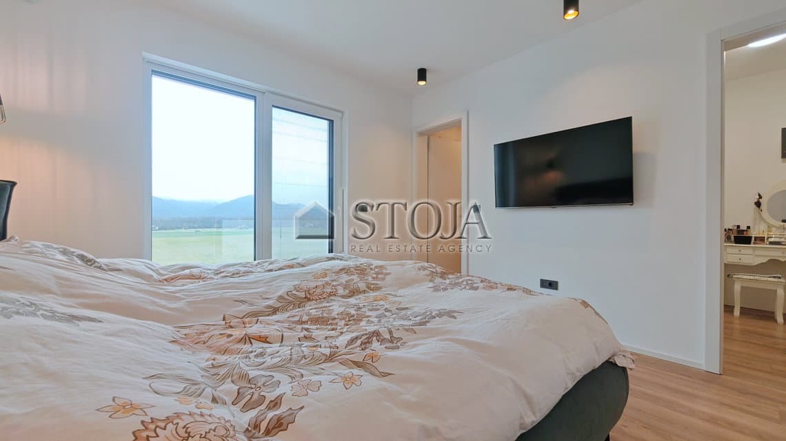 Prodaja, Hiša, Samostojna, Ljubljana okolica, Dol pri Ljubljani, Dol pri Ljubljani, 227.6 m2 — photo 19 of 23