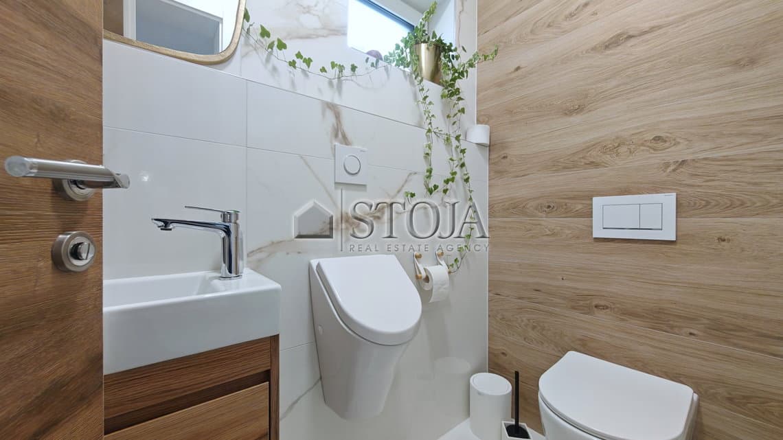 Prodaja, Hiša, Samostojna, Ljubljana okolica, Dol pri Ljubljani, Dol pri Ljubljani, 227.6 m2 — photo 7 of 23