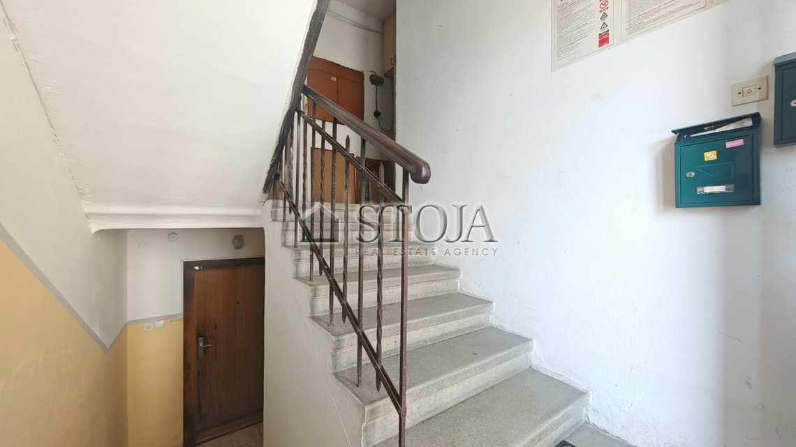 Prodaja, Hiša, Samostojna, Ljubljana mesto, Šiška, Dravlje, 270 m2 — photo 2 of 22