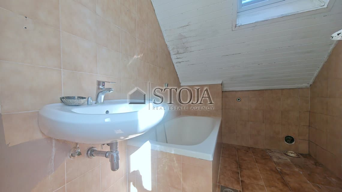 Prodaja, Hiša, Samostojna, Ljubljana mesto, Šiška, Dravlje, 270 m2 — photo 17 of 22