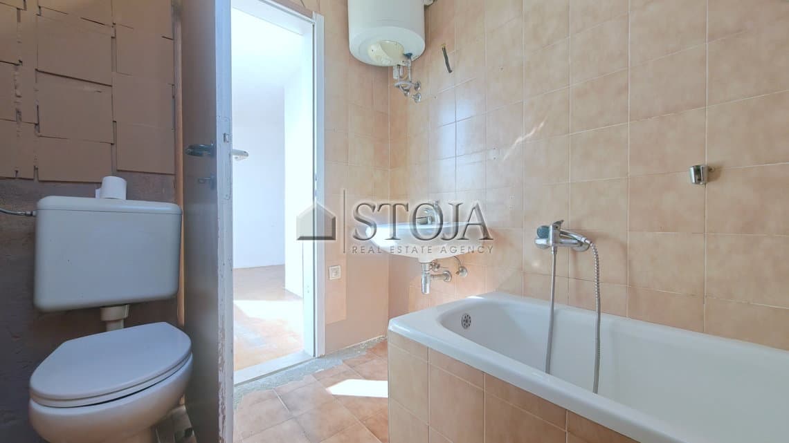 Prodaja, Hiša, Samostojna, Ljubljana mesto, Šiška, Dravlje, 270 m2 — photo 18 of 22