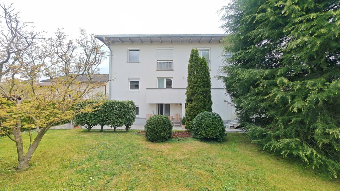 Prodaja, Hiša, Dvostanovanjska, Ljubljana mesto, Šiška, Brod, 392.1 m2 — photo 1 of 29