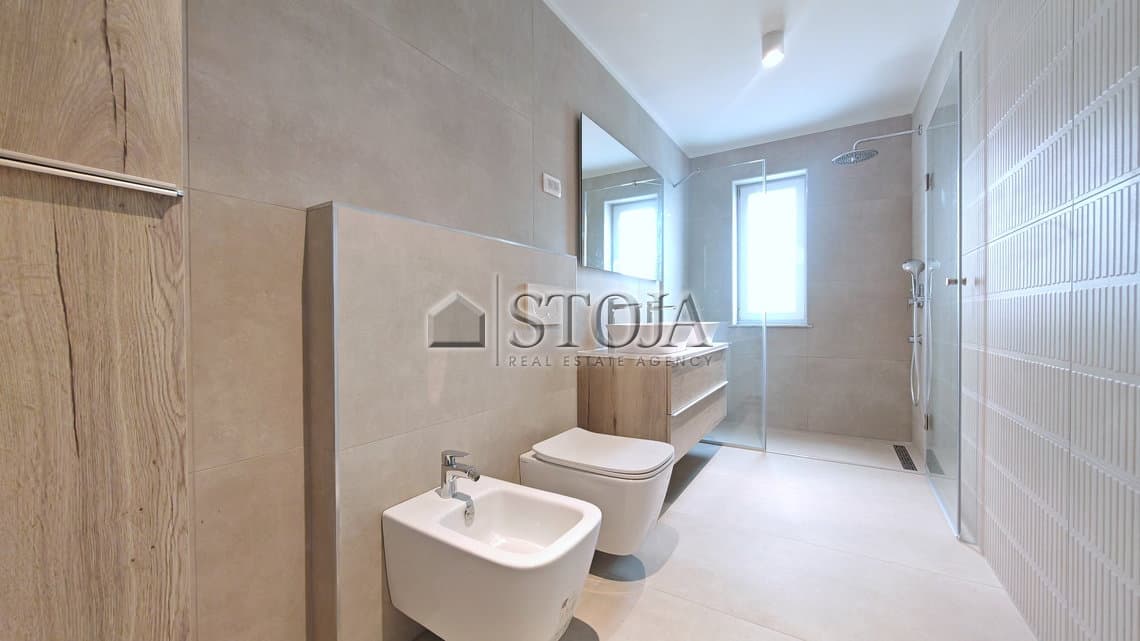 Prodaja, Hiša, Dvostanovanjska, Ljubljana mesto, Šiška, Brod, 392.1 m2 — photo 9 of 29