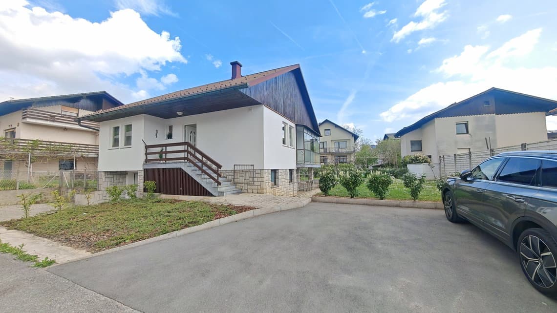 Oddaja, Hiša, Samostojna, Ljubljana mesto, Bežigrad, Črnuče, 110 m2 — photo 1 of 24