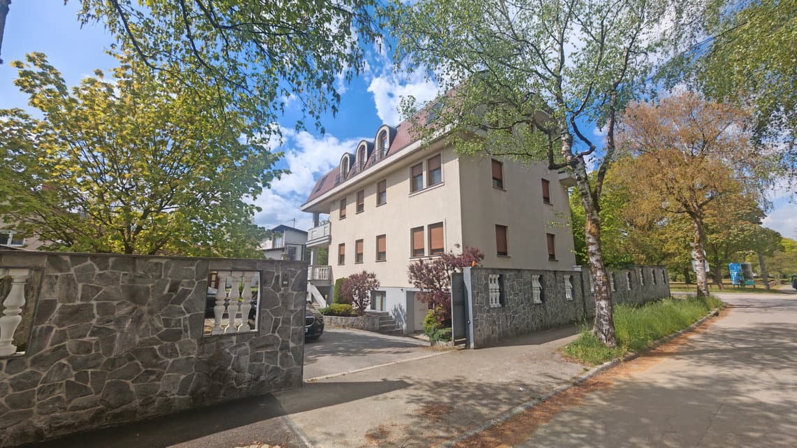 Oddaja, Hiša, Samostojna, Ljubljana mesto, Bežigrad, Bežigrad, 777 m2 — photo 1 of 8